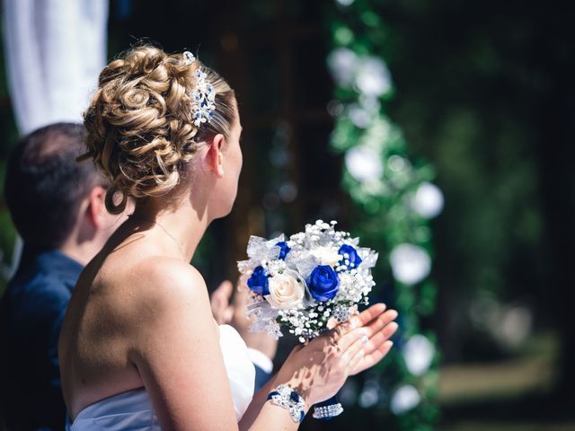 Le mariage de Florian et Aurélie à Bords, Charente Maritime 15