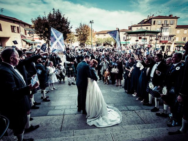 Le mariage de Pierre et Julie à Le Bois-d&apos;Oingt, Rhône 37