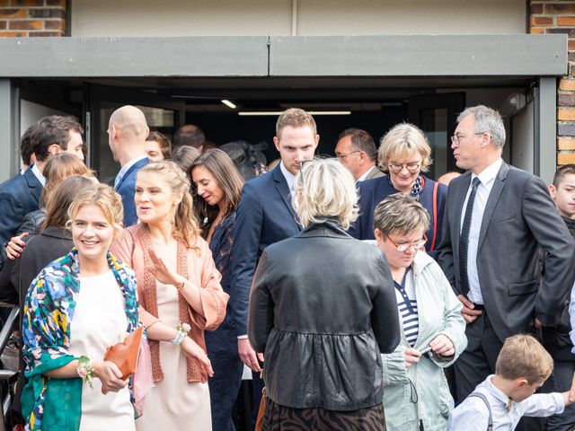 Le mariage de Benjamin et Odile à Caugé, Eure 30