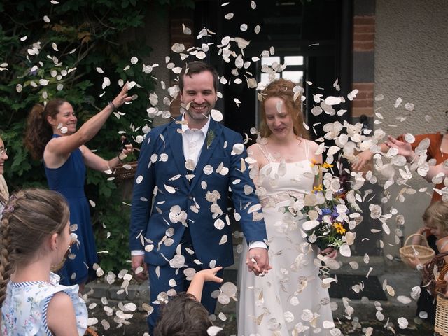Le mariage de Max et Chloé à Peschadoires, Puy-de-Dôme 27