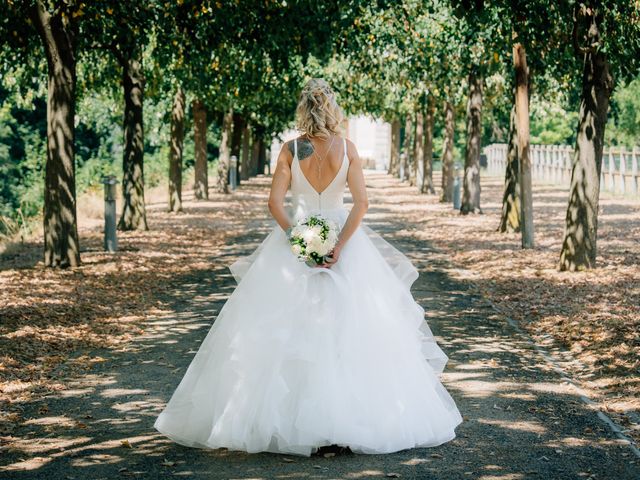 Le mariage de Yannick et Aurélie à Saint-Romain-le-Puy, Loire 7