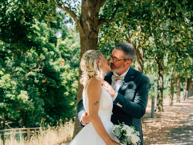Le mariage de Yannick et Aurélie à Saint-Romain-le-Puy, Loire 9