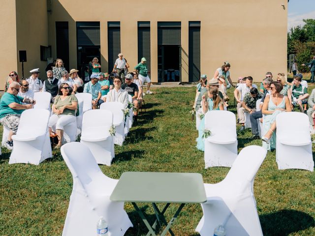 Le mariage de Yannick et Aurélie à Saint-Romain-le-Puy, Loire 14