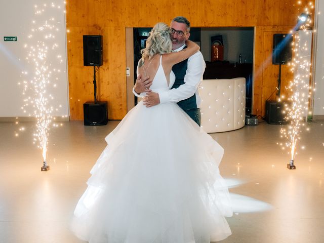 Le mariage de Yannick et Aurélie à Saint-Romain-le-Puy, Loire 2