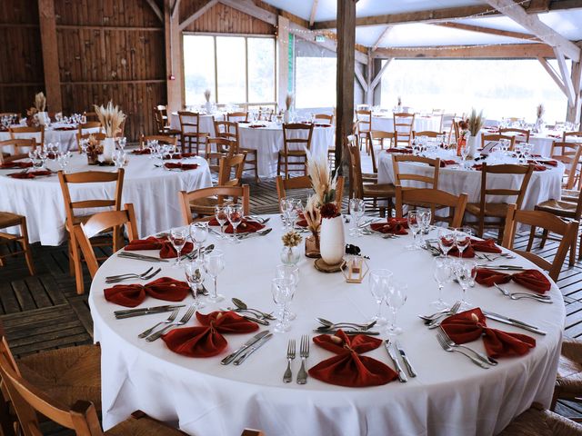 Le mariage de Hugo et Laura à Chauché, Vendée 14