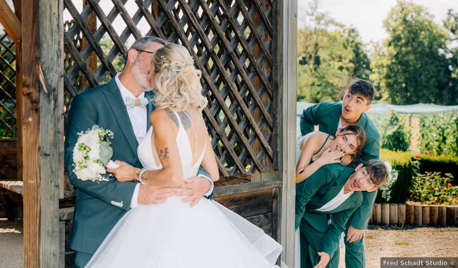 Le mariage de Yannick et Aurélie à Saint-Romain-le-Puy, Loire
