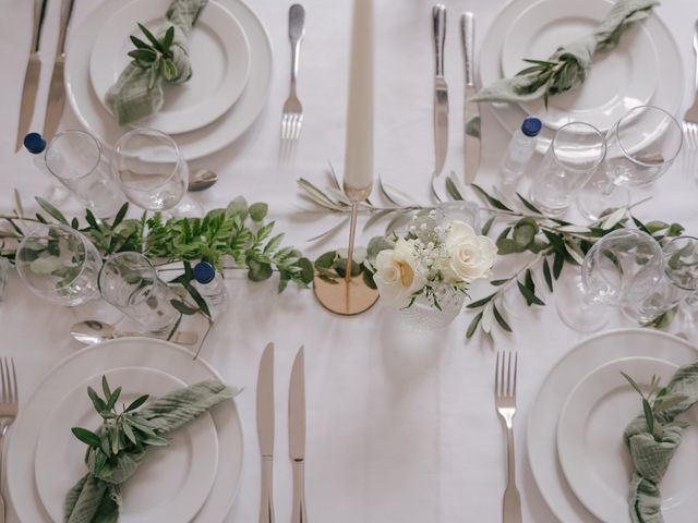 Le mariage de Andrea et Natasha à Hermival-les-Vaux, Calvados 2