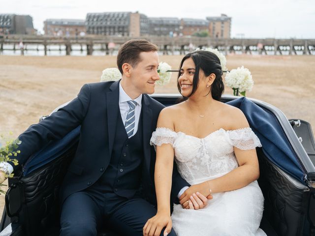 Le mariage de Pierre et Veronica à Trouville-sur-Mer, Calvados 23