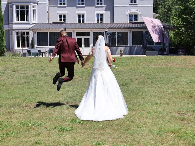Le mariage de Elodie et Rémi à Villebois, Ain 13