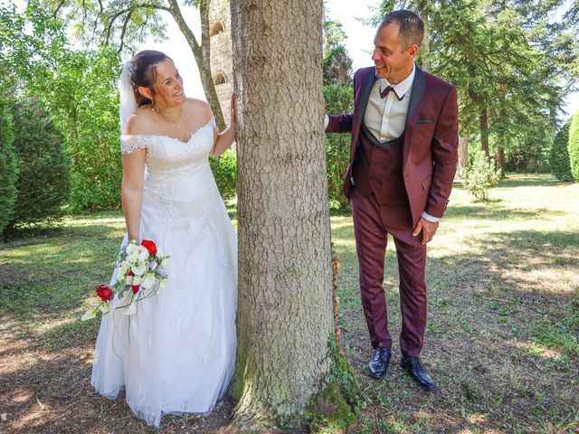 Le mariage de Elodie et Rémi à Villebois, Ain 16