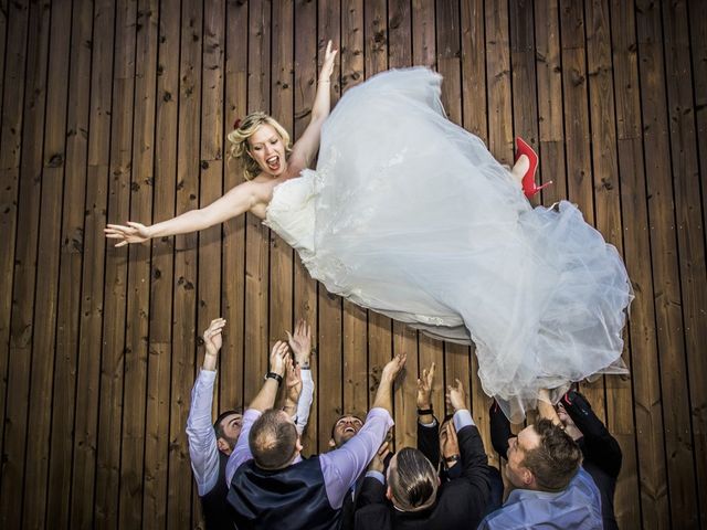 Le mariage de Alex et Anaïs à Mirecourt, Vosges 26