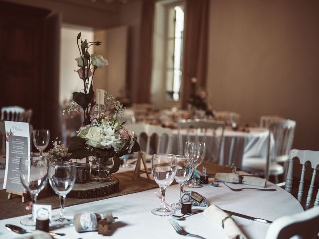 Le mariage de Edouard et Gaelle à Saint-Laurent-des-Hommes, Dordogne 27