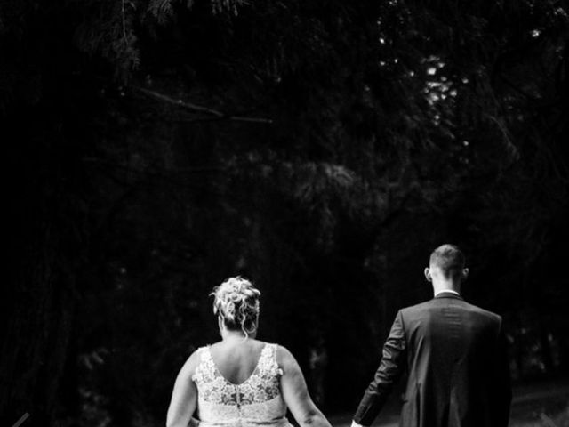 Le mariage de Olivier  et Anaïs  à Andouillé, Mayenne 3