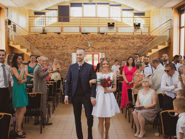 Le mariage de Cédric et Elodie à Charnay, Rhône 1