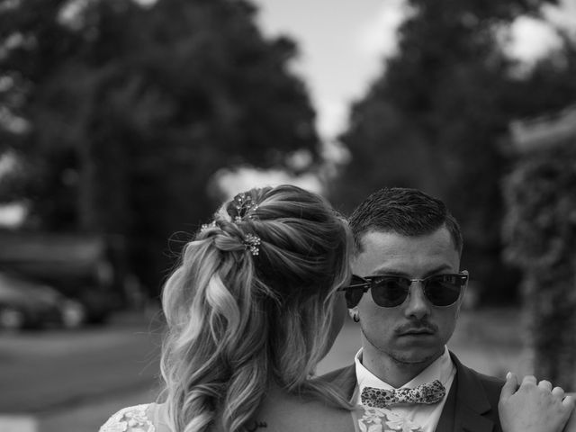 Le mariage de Laura et Quentin à Saint-Philbert-de-Bouaine, Vendée 49