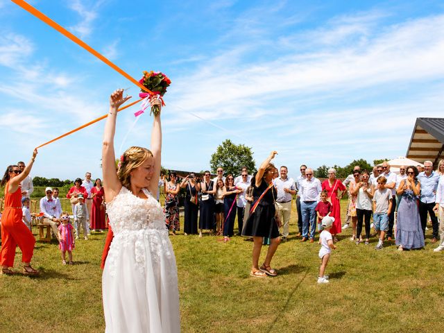 Le mariage de Anthony et Azélie à Les Landes-Génusson, Vendée 30