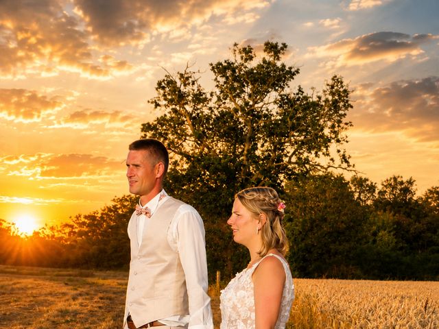 Le mariage de Anthony et Azélie à Les Landes-Génusson, Vendée 47