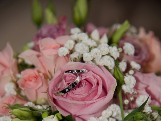 Le mariage de Jean-Charles et Julie à Giremoutiers, Seine-et-Marne 4