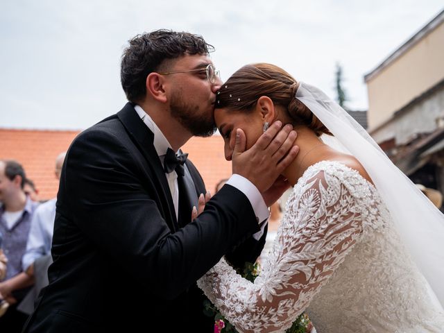 Le mariage de Kubilay et Charlotte à Épernay, Marne 16