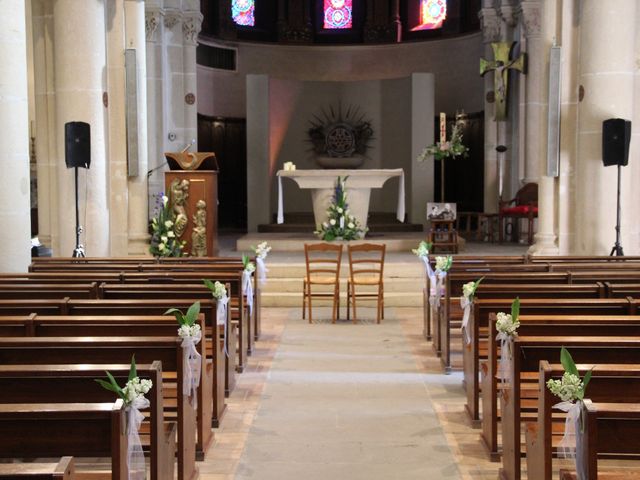 Le mariage de Timothée et Mathilde à Saint-Yan, Saône et Loire 7