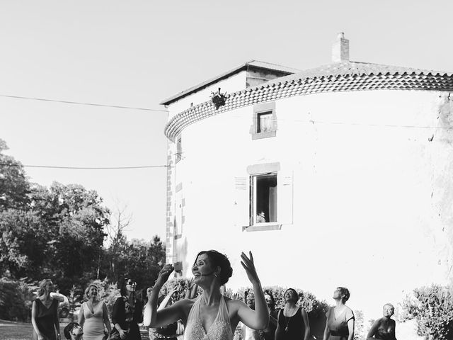 Le mariage de David et Alexandra à Le Cendre, Puy-de-Dôme 6