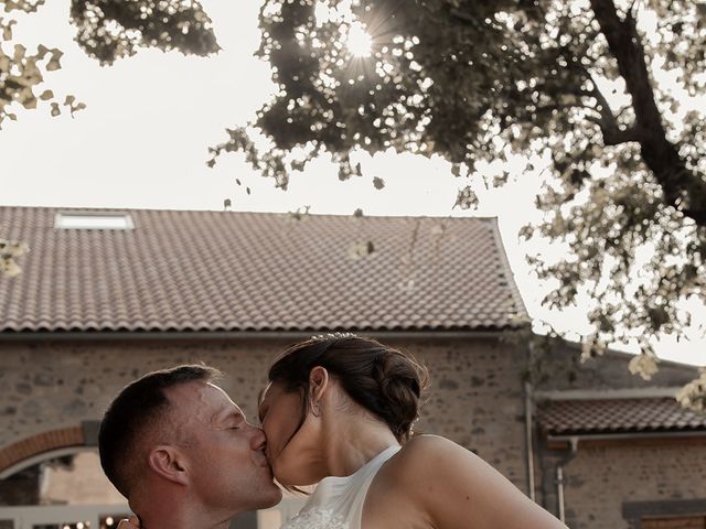 Le mariage de David et Alexandra à Le Cendre, Puy-de-Dôme 8