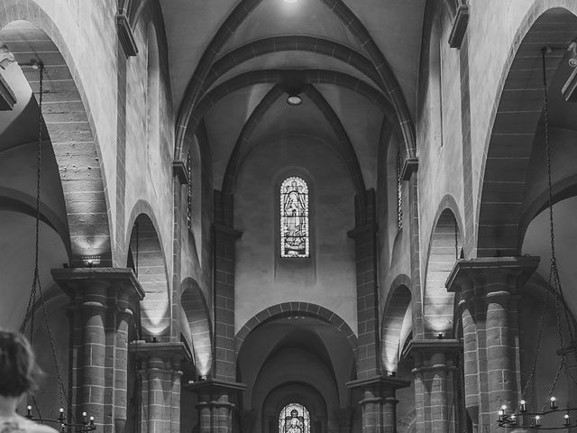 Le mariage de David et Alexandra à Le Cendre, Puy-de-Dôme 31