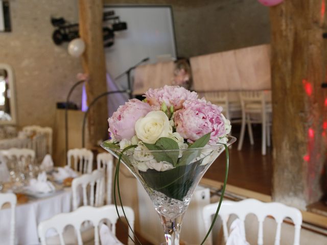 Le mariage de Jonathan et Audrey à Coussay-les-Bois, Vienne 49