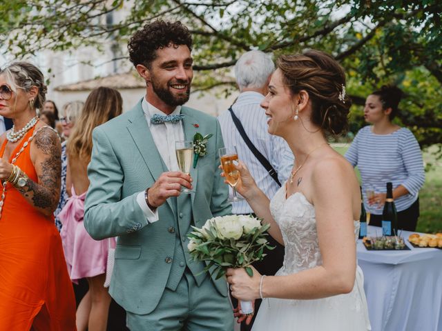 Le mariage de Remy et Camille à Marennes, Charente Maritime 8