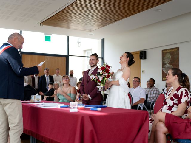 Le mariage de Léo et Laurine à Port-sur-Saône, Haute-Saône 11