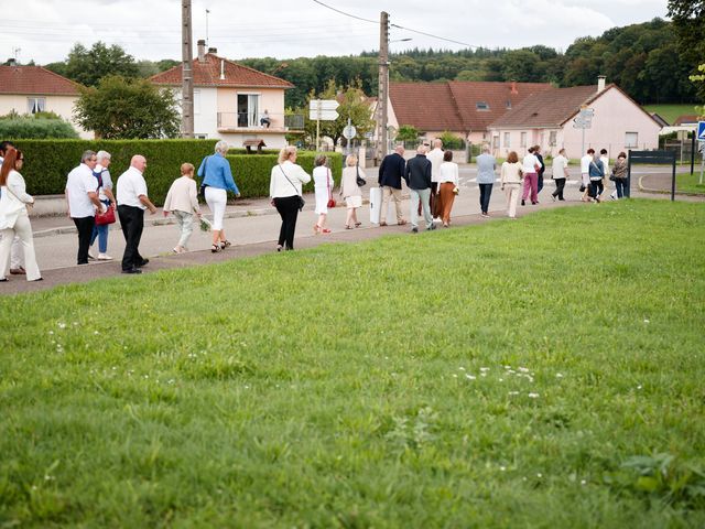 Le mariage de Léo et Laurine à Port-sur-Saône, Haute-Saône 22