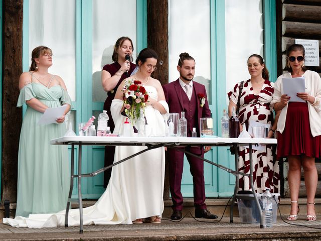 Le mariage de Léo et Laurine à Port-sur-Saône, Haute-Saône 23