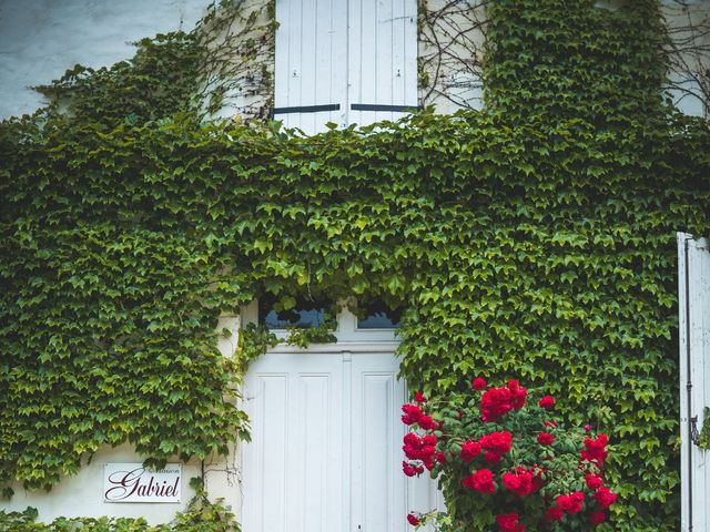 Le mariage de Quentin et Claire à Saint-Bris-des-Bois, Charente Maritime 3