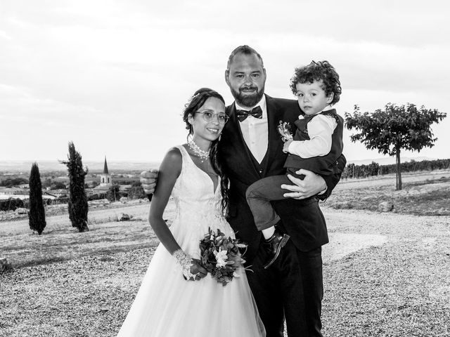 Le mariage de Chris et Amandine à Orliénas, Rhône 10