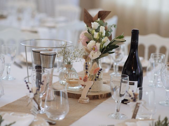 Le mariage de Anthony et Christelle à Barbentane, Bouches-du-Rhône 32