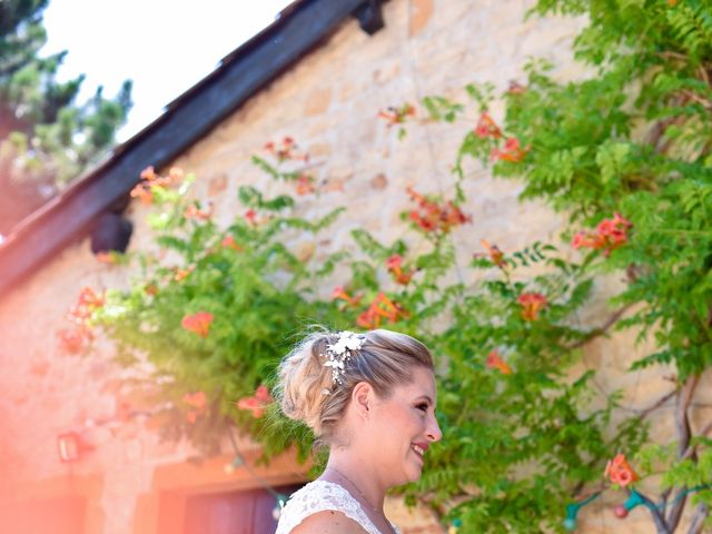 Le mariage de Sébastien et Mélanie à Ambérieux-en-Dombes, Ain 12