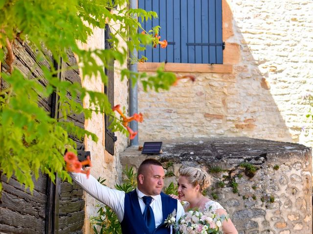 Le mariage de Sébastien et Mélanie à Ambérieux-en-Dombes, Ain 13