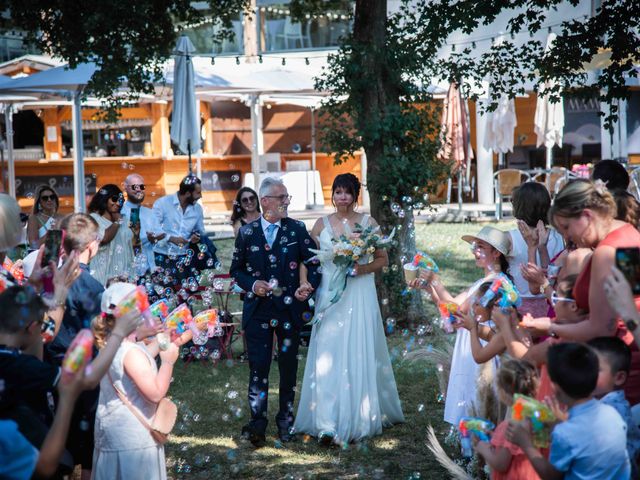 Le mariage de Thibault et Sarah à Liverdun, Meurthe-et-Moselle 24