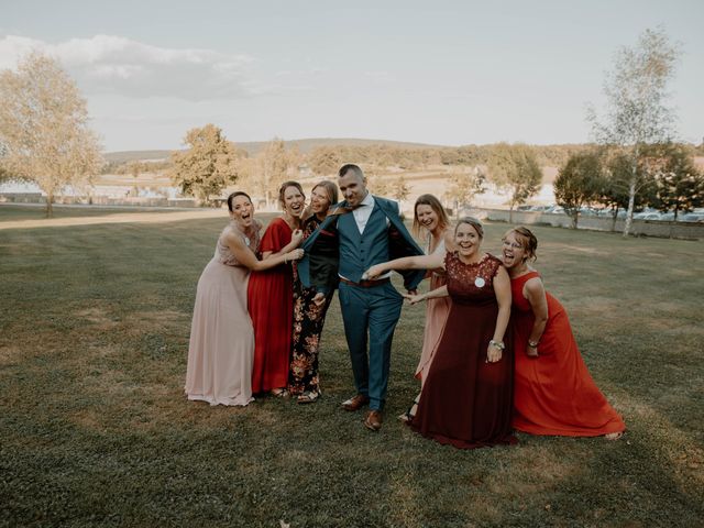 Le mariage de Alicia et Julien à Saint-Martin-en-Bresse, Saône et Loire 25