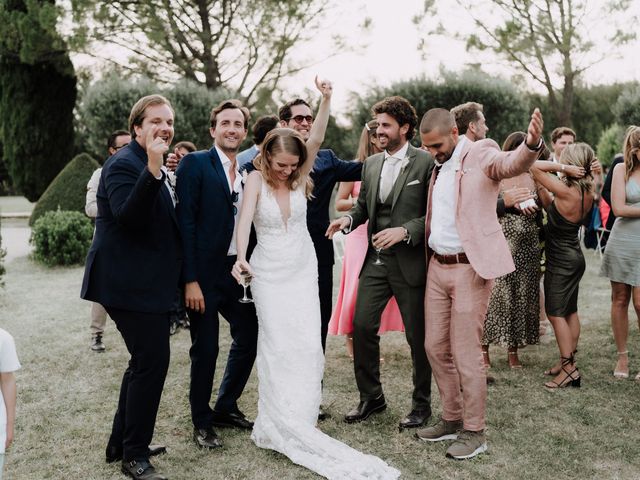 Le mariage de Adrien et Julie à Grignan, Drôme 27