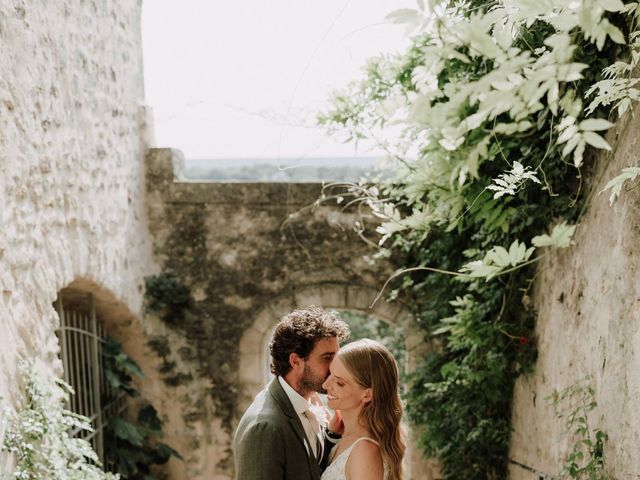 Le mariage de Adrien et Julie à Grignan, Drôme 54