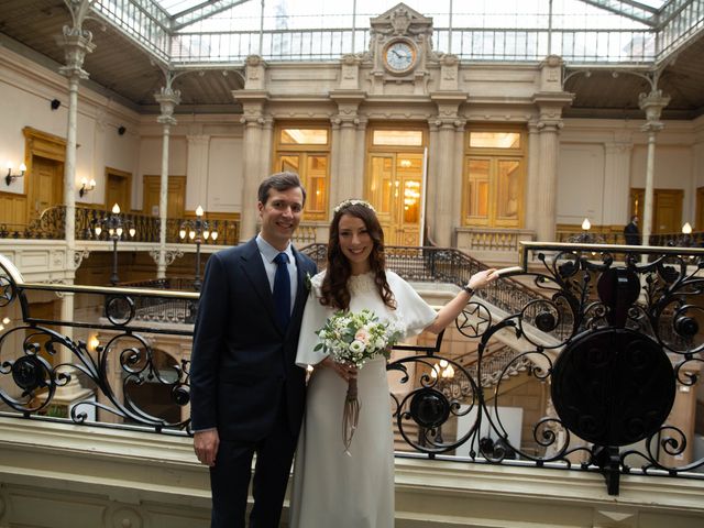 Le mariage de Otto et Sarah à Paris, Paris 10