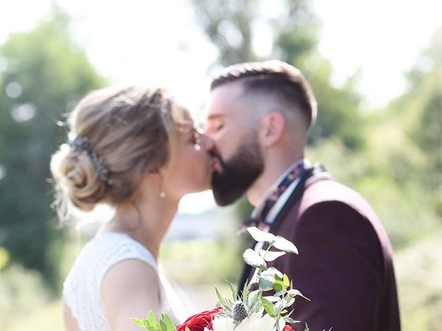 Le mariage de Jordan et Camille à Passins, Isère 4