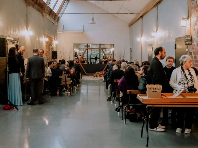 Le mariage de Geoffroy et Emelyne à Bourg-de-Thizy, Rhône 12