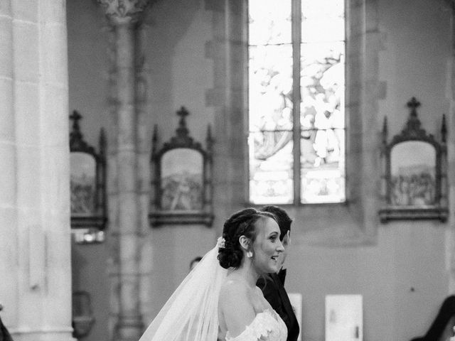 Le mariage de Camille et Adeline à Saint-Laurent-d&apos;Oingt, Rhône 16