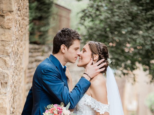 Le mariage de Camille et Adeline à Saint-Laurent-d&apos;Oingt, Rhône 22