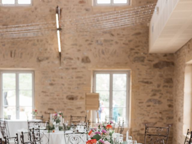 Le mariage de Camille et Adeline à Saint-Laurent-d&apos;Oingt, Rhône 37