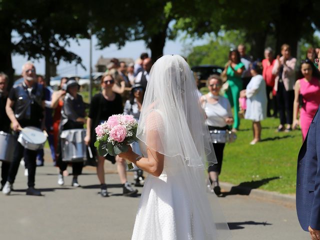 Le mariage de Ramdan et Aurelie à Montamisé, Vienne 19