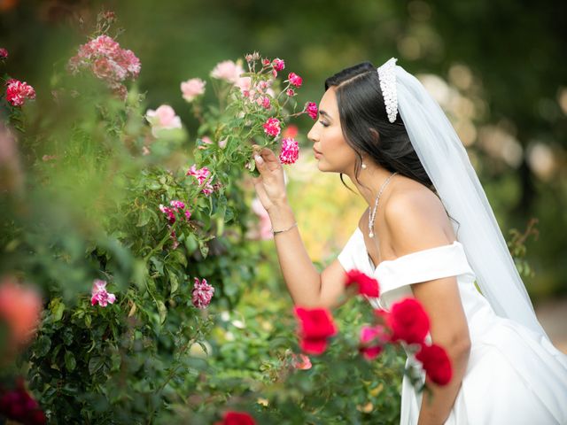 Le mariage de Nassim et Fatiha à Paris, Paris 1