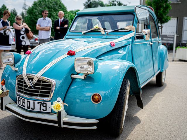 Le mariage de Simon et Delphine à Verruyes, Deux-Sèvres 32